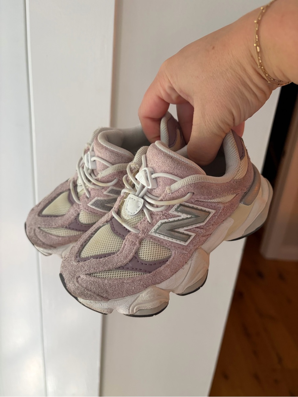 New Balance 9060 Toddler Sneakers size 9